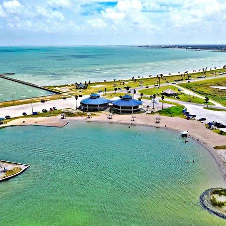 Rockport Waterfront Condo With A View Extérieur photo