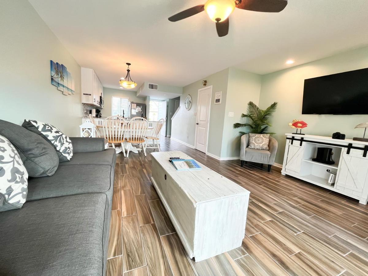 Rockport Waterfront Condo With A View Extérieur photo