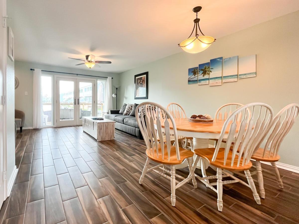 Rockport Waterfront Condo With A View Extérieur photo