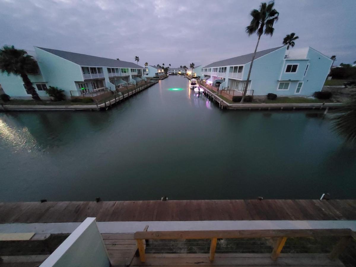 Rockport Waterfront Condo With A View Extérieur photo