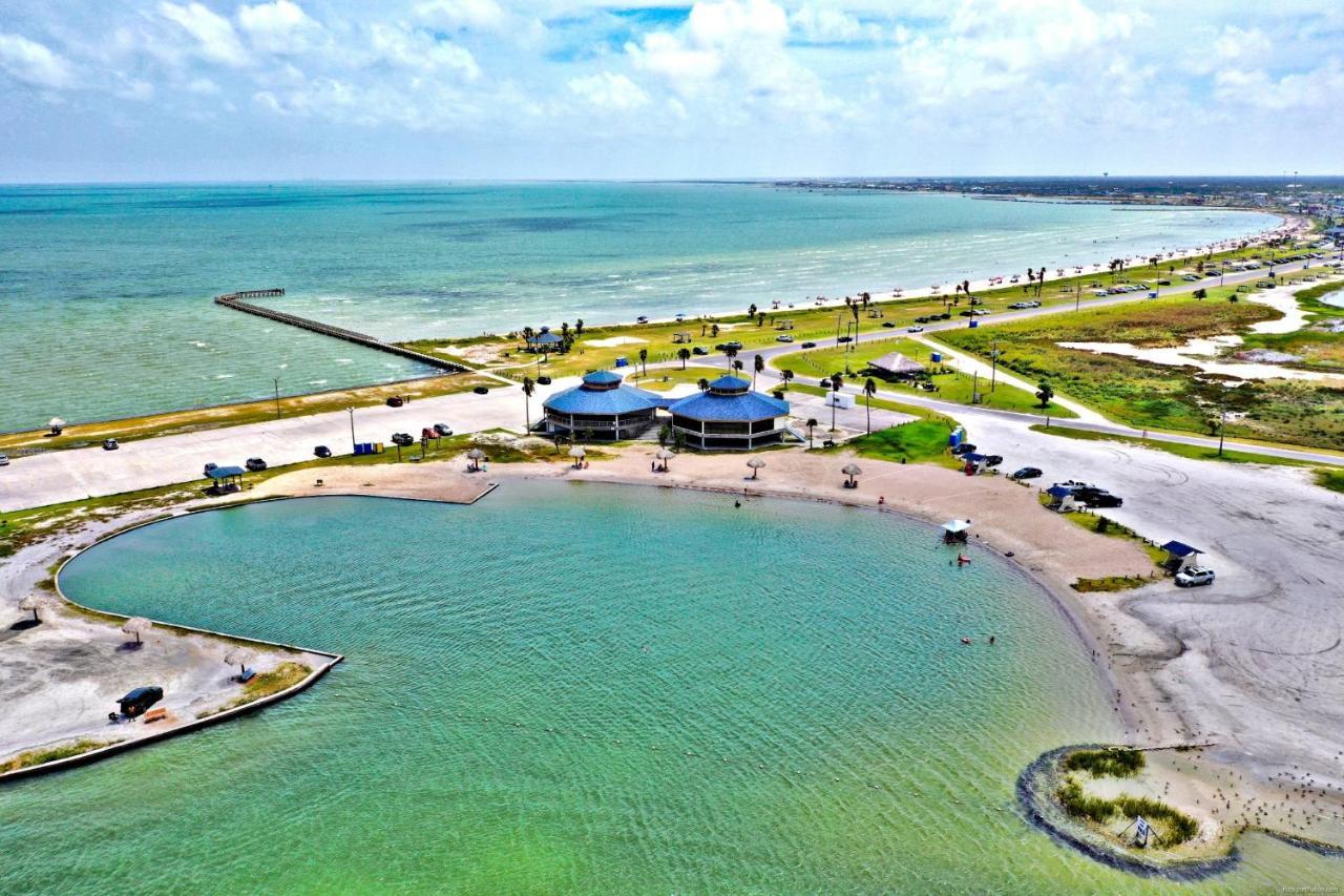 Rockport Waterfront Condo With A View Extérieur photo